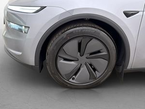 Tesla Model Y bild 33