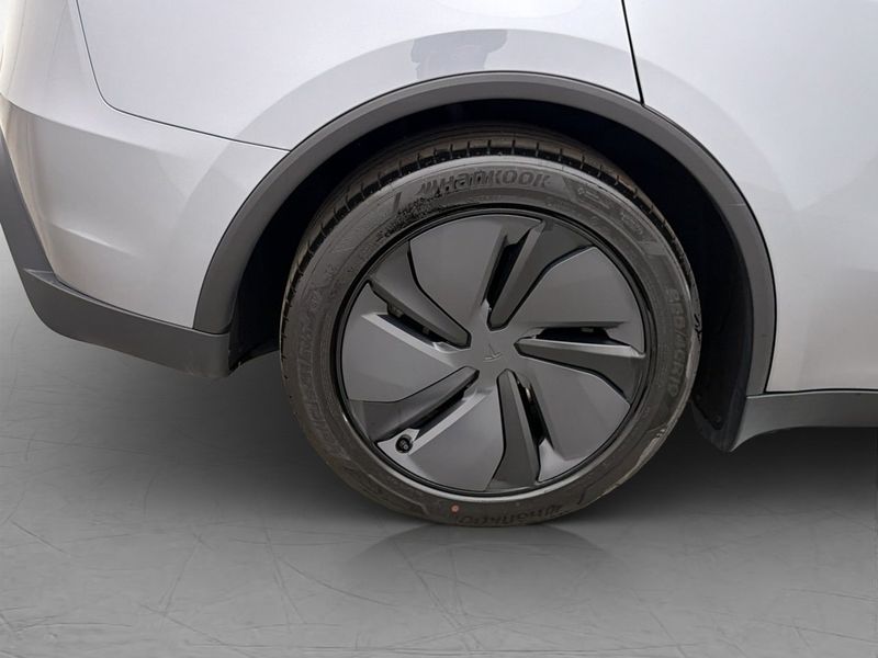 Tesla Model Y bild 35