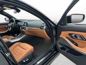 BMW 320 bild 26