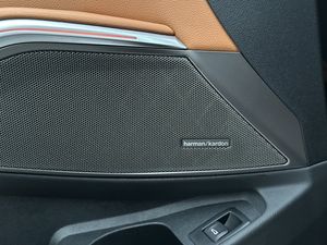 BMW 320 bild 10