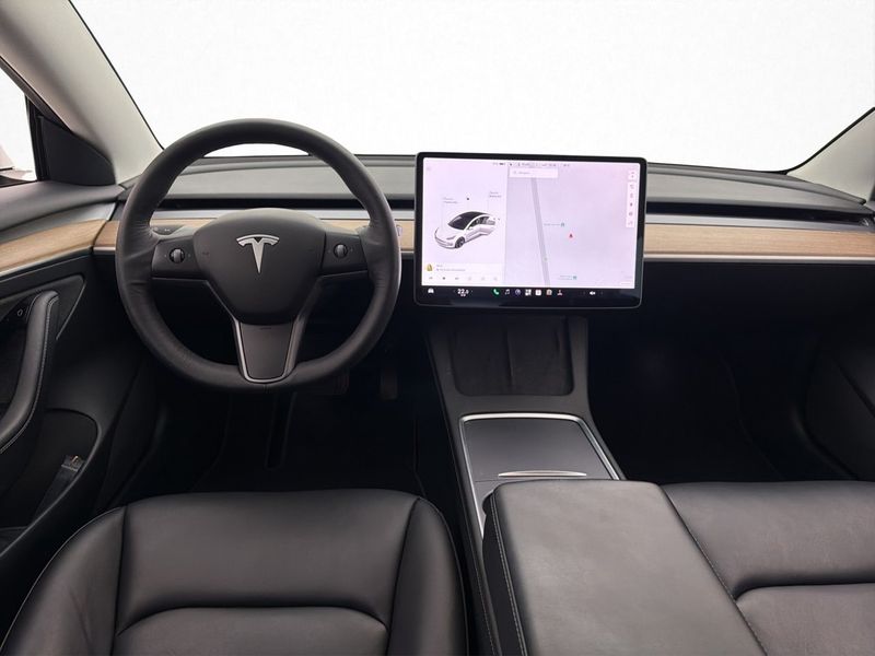 Tesla Model 3 bild 15