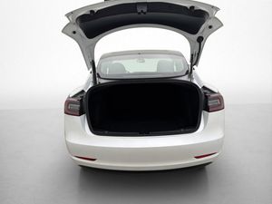 Tesla Model 3 bild 12