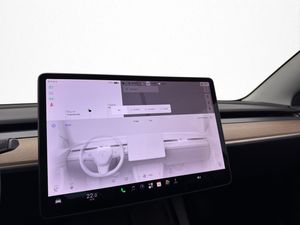Tesla Model 3 bild 24