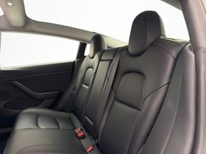 Tesla Model 3 bild 19