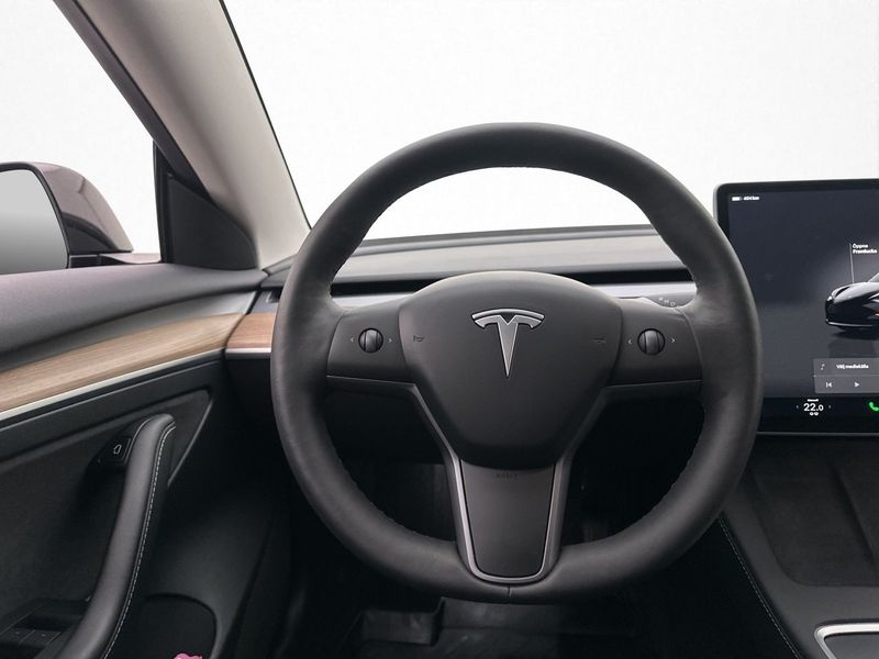 Tesla Model 3 bild 16