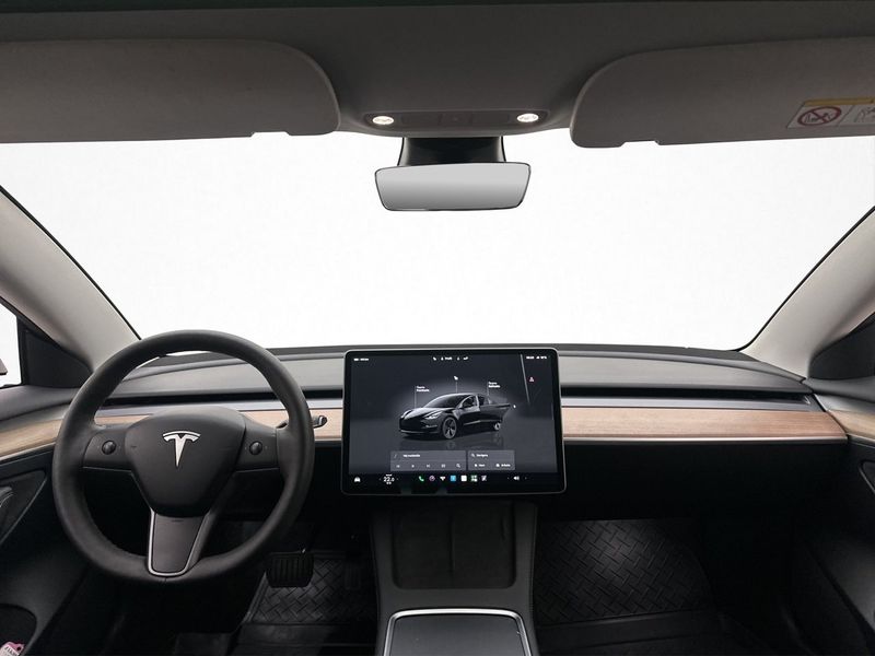 Tesla Model 3 bild 15