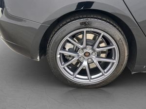 Tesla Model 3 bild 31