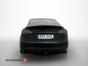 Tesla Model Y bild 8