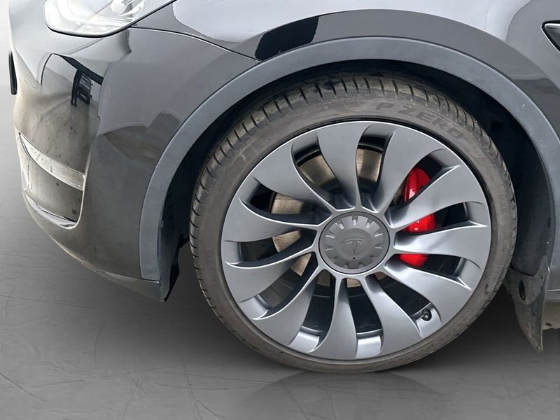 Tesla Model Y bild 29