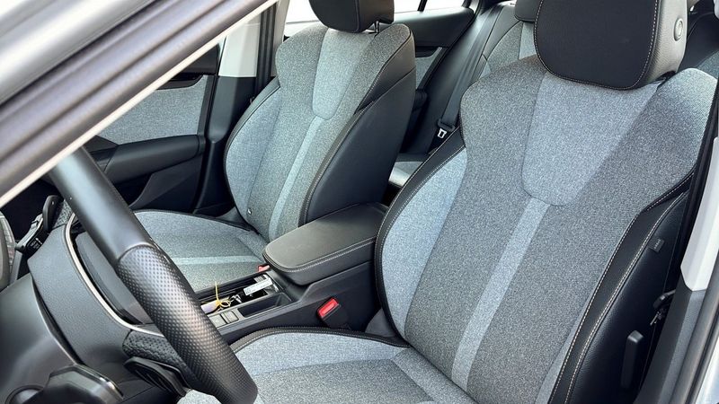 Skoda Octavia bild 8