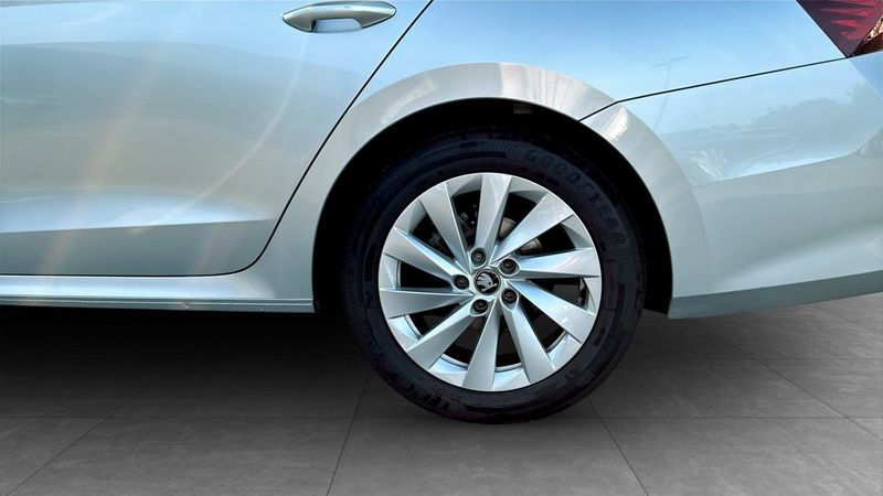 Skoda Octavia bild 6