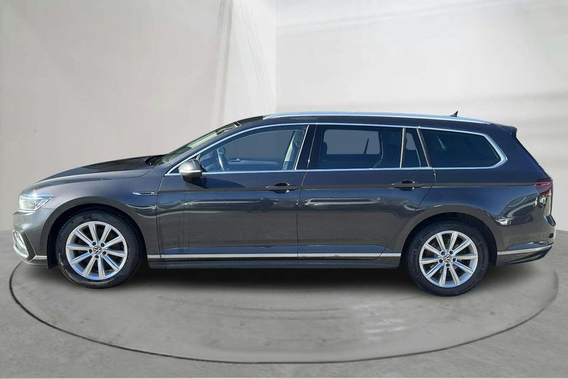 Volkswagen Passat bild 2