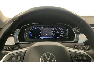 Volkswagen Passat bild 10