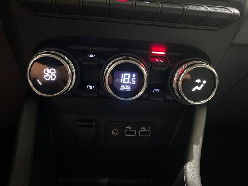 Renault Clio bild 14