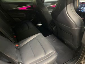 Lynk & Co 08 bild 16
