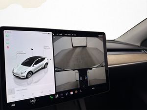 Tesla Model Y bild 14