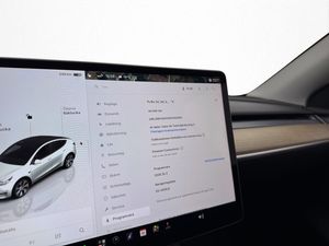 Tesla Model Y bild 20