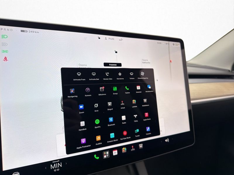 Tesla Model Y bild 16