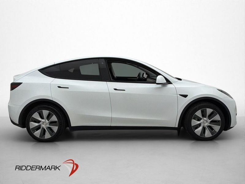 Tesla Model Y bild 8
