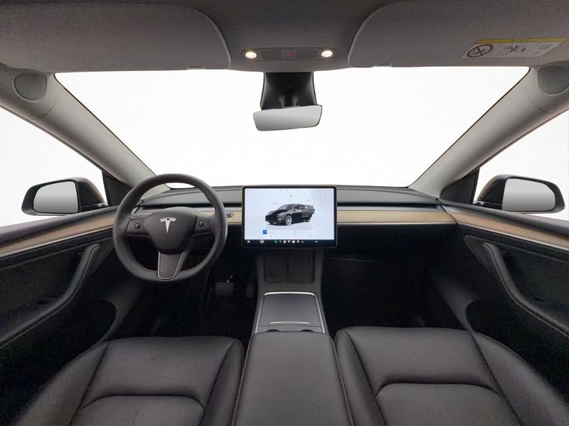 Tesla Model Y bild 24