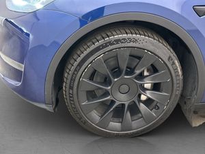 Tesla Model Y bild 28