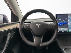 Tesla Model Y bild 12