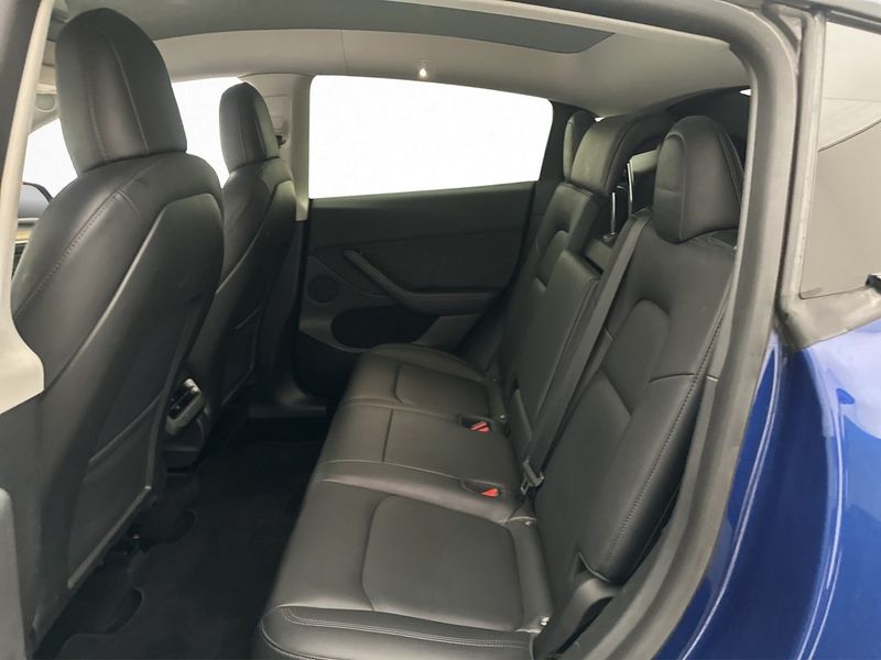 Tesla Model Y bild 23