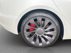 Tesla Model 3 bild 29