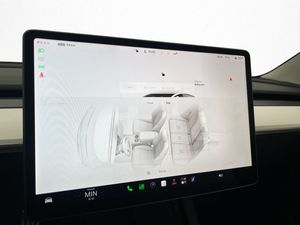 Tesla Model 3 bild 20