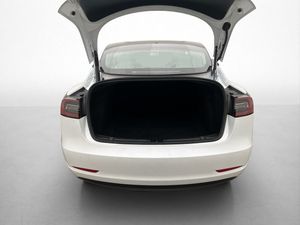Tesla Model 3 bild 10