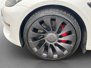 Tesla Model 3 bild 30
