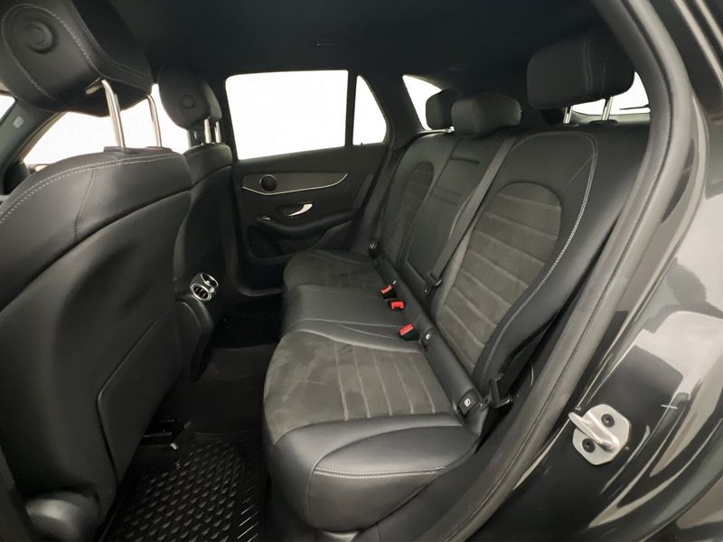 Mercedes GLC300 bild 21
