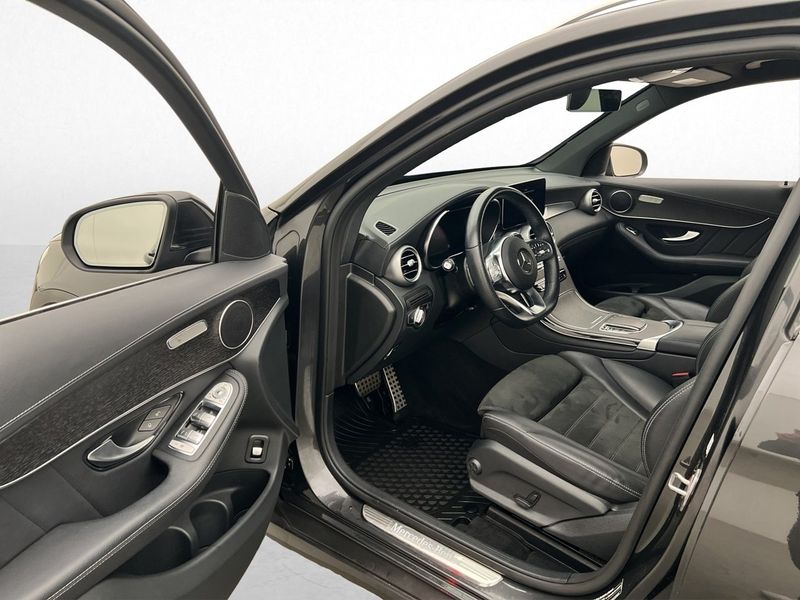 Mercedes GLC300 bild 32