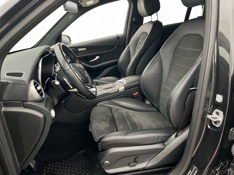 Mercedes GLC300 bild 9