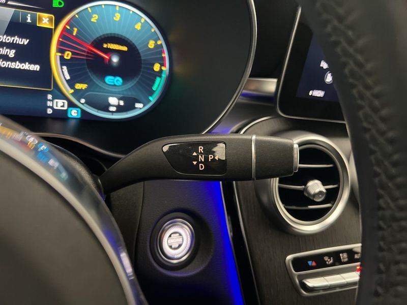 Mercedes GLC300 bild 26