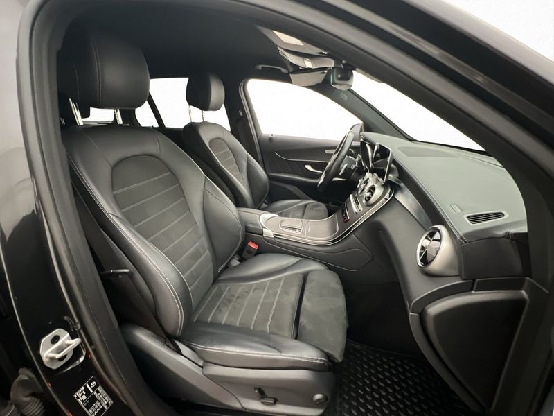 Mercedes GLC300 bild 11