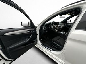 BMW 530 bild 36