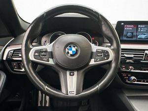 BMW 530 bild 11