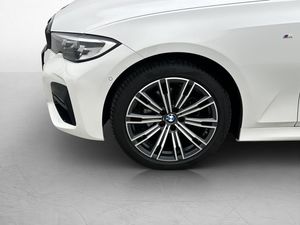 BMW 320 bild 27