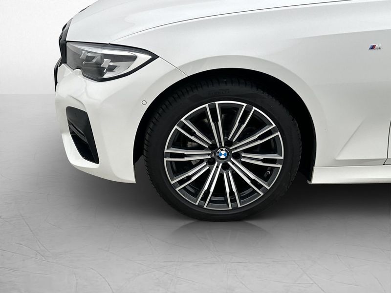 BMW 320 bild 27