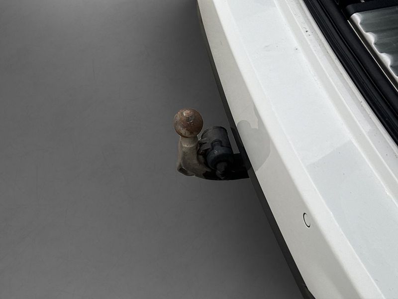 BMW 320 bild 8