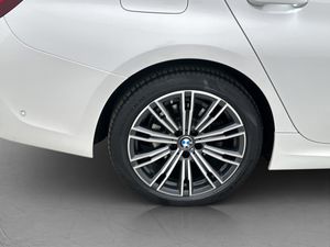 BMW 320 bild 29
