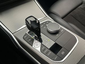 BMW 320 bild 18