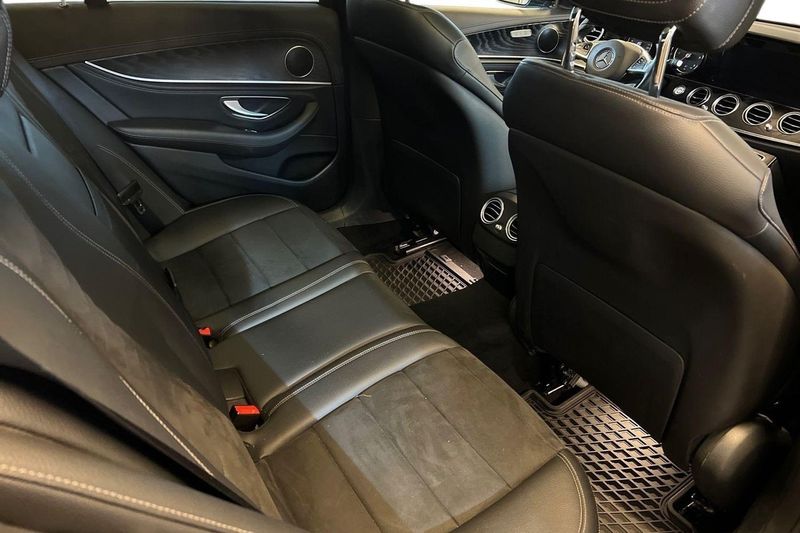 Mercedes E220 bild 9