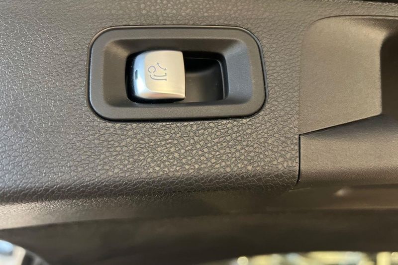 Mercedes E220 bild 22