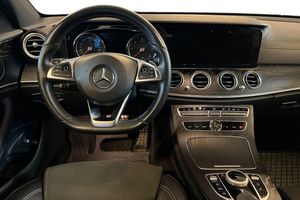 Mercedes E220 bild 13