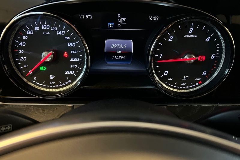 Mercedes E220 bild 14