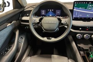 Skoda Superb bild 9