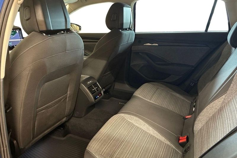 Skoda Superb bild 11