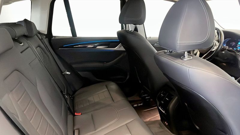 BMW iX3 bild 5